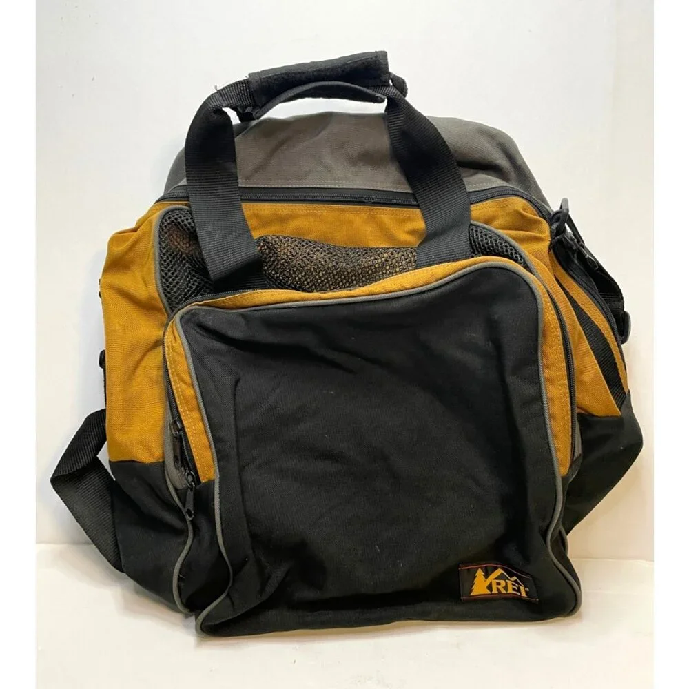 REI shoulder strap bag 19